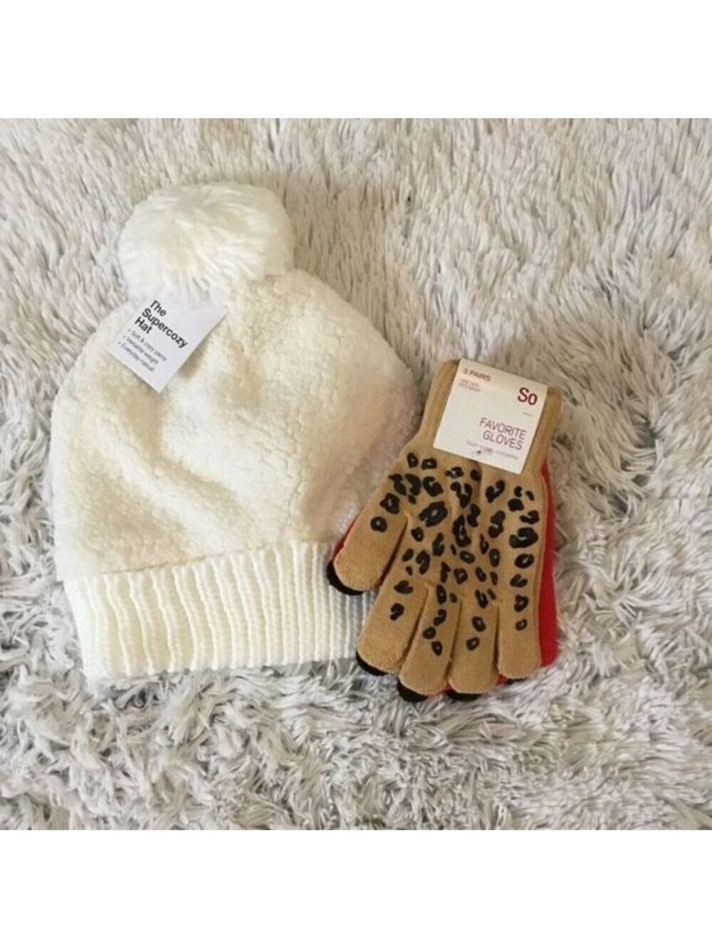 SONOMA winter set sherpa Pom beanie with 3 pairs gloves Womans OSFM che…